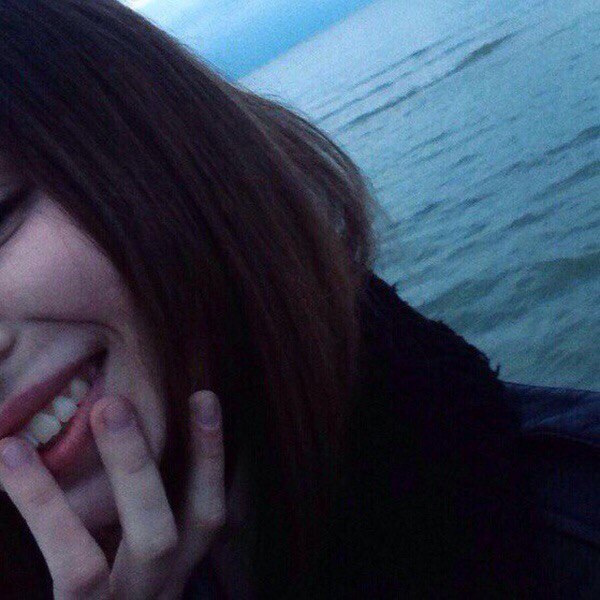 Полина, столешница из лиственницы
