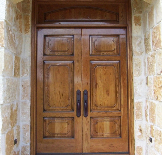 Двери из дуба. Купить дубовую дверь в Солослово