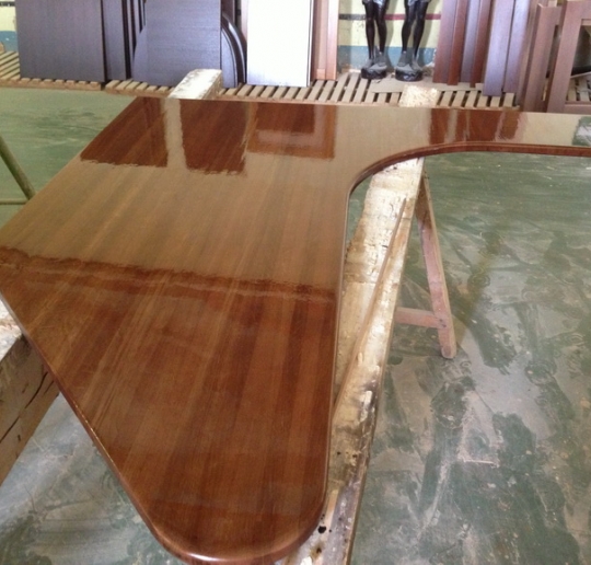 Столешница из лиственницы. Купите деревянную столешницу из лиственницы по низкой цене в Кашире от производителя с доставкой по РФ